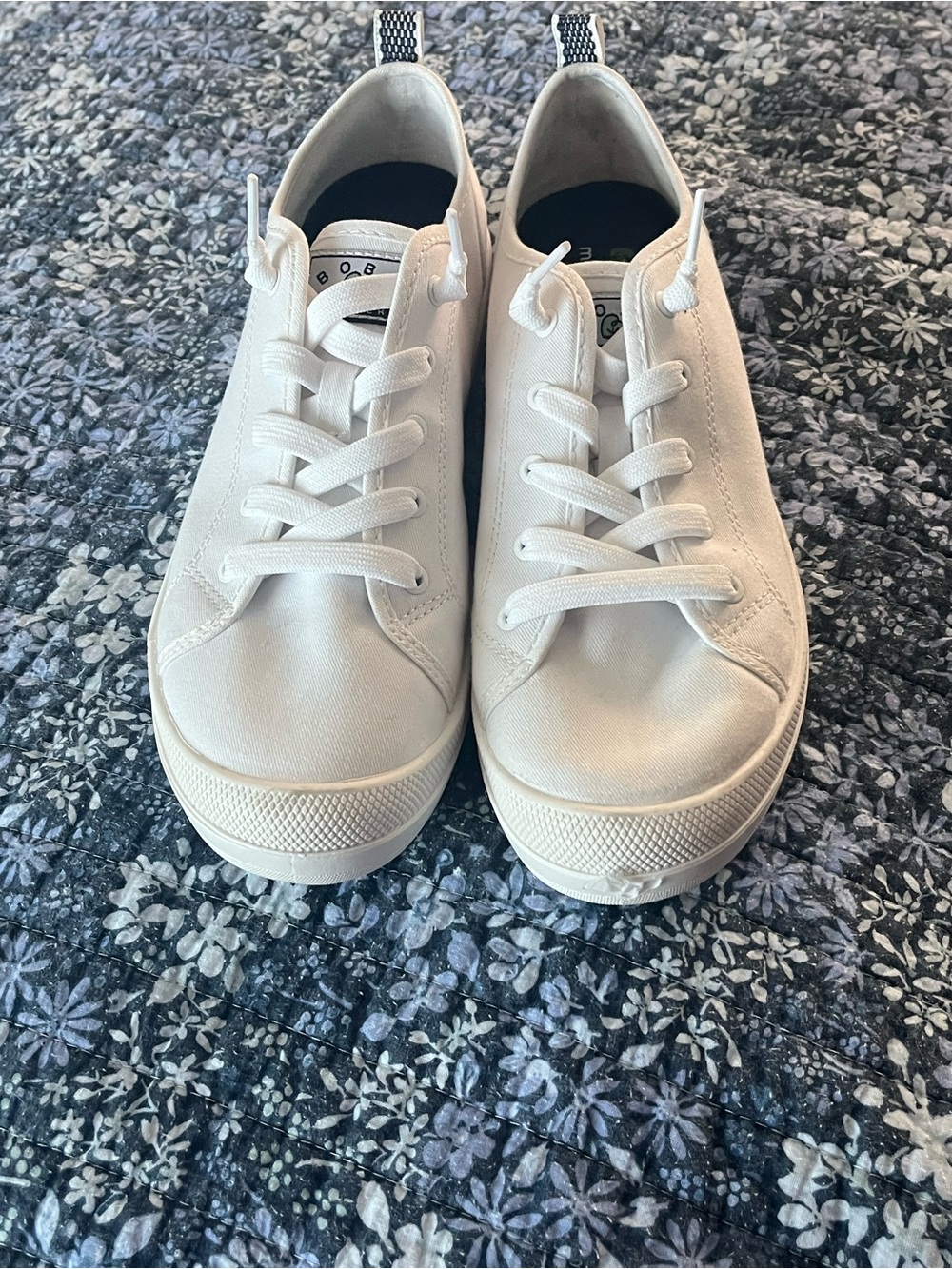 Skechers BOBS Beyond OPM Women's White Low-Top Canvas Sneakers